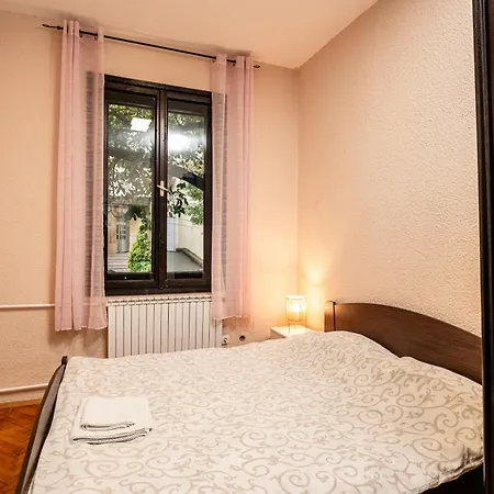 Cozy In Center * Belgrade